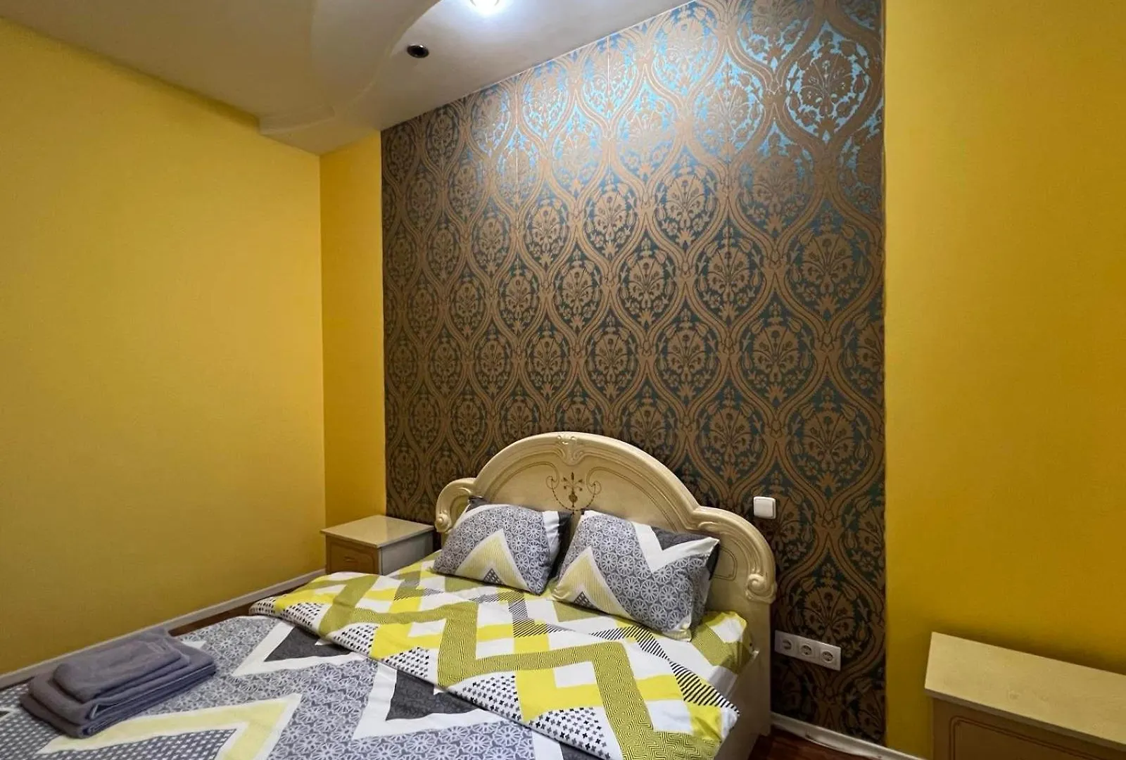 Apartment Near Gulliver 基輔