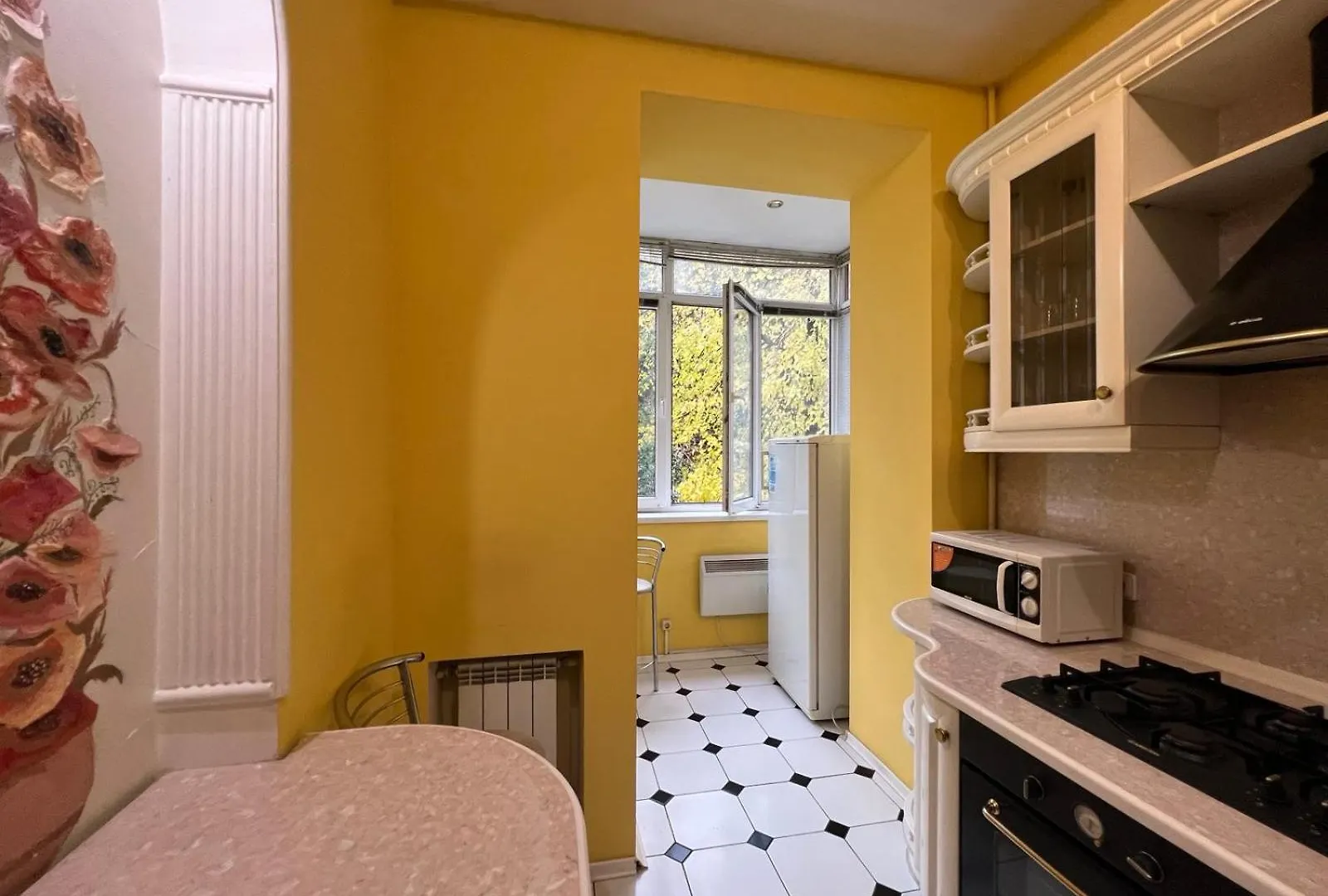 Apartment Near Gulliver 基輔