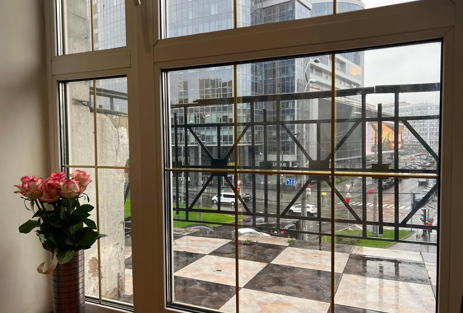 Apartment Near Gulliver 基輔 乌克兰